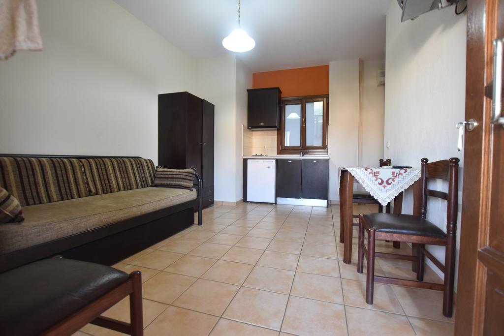Apartamento Pansion Fani Uranópolis Exterior foto