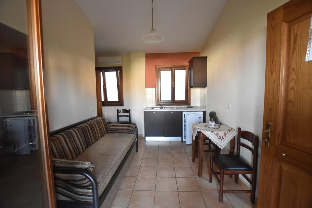 Apartamento Pansion Fani Uranópolis Exterior foto